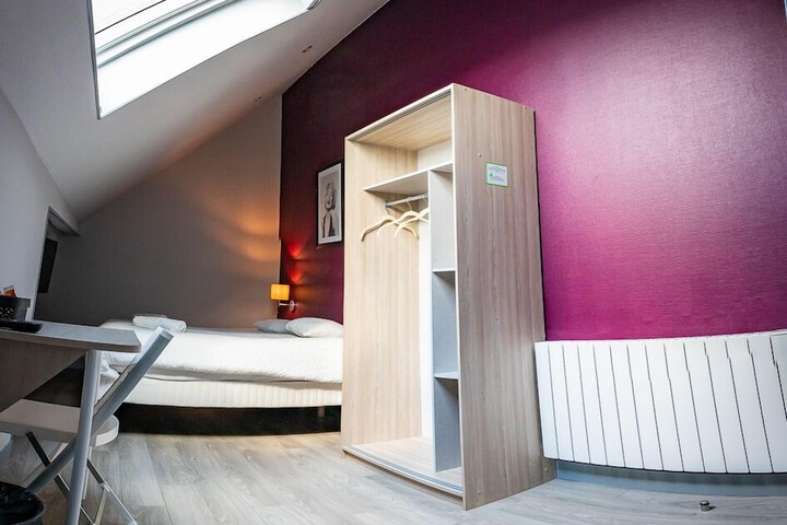 Room 38 of 70