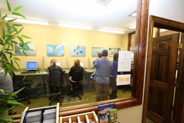 Business Center 31 of 49