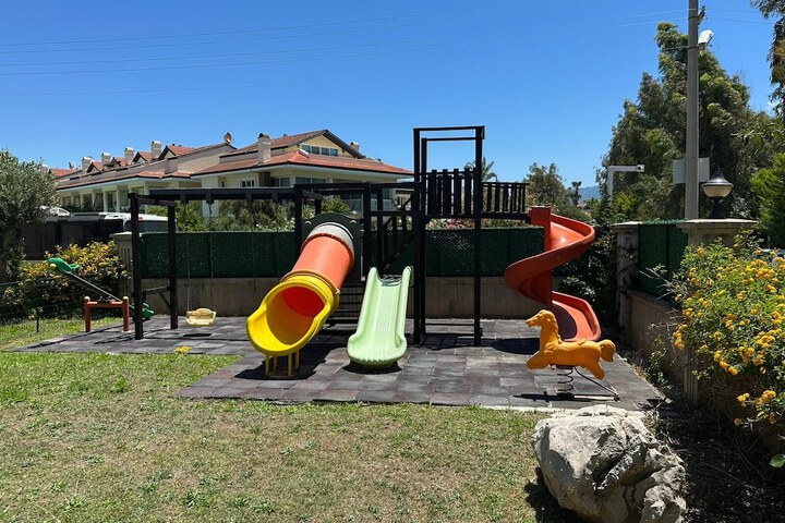 Childrens Activities 32 of 49