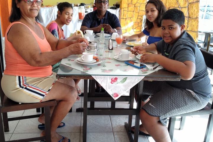 Breakfast area