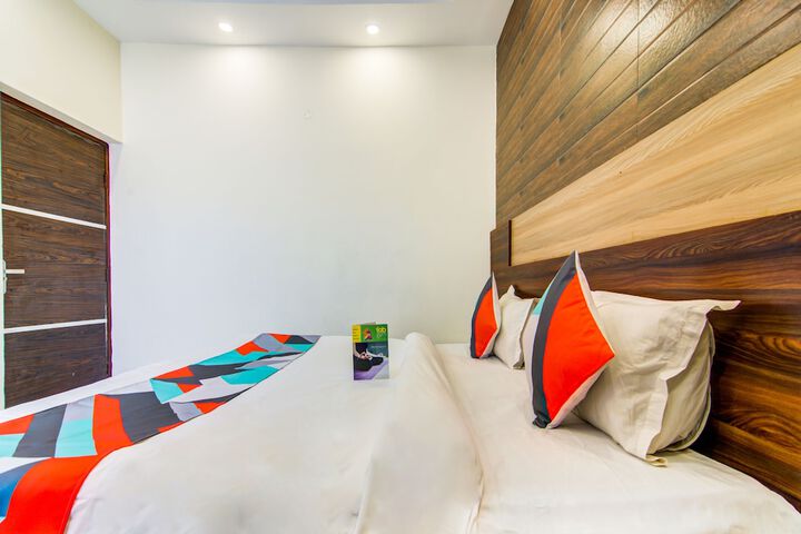 Room 7 of 20
