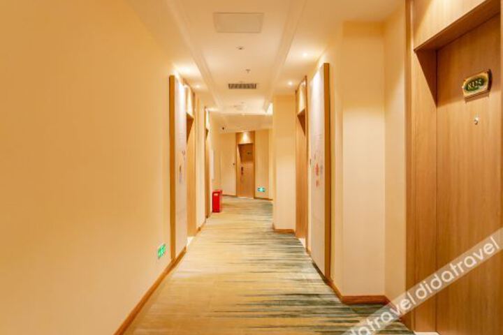 Hotel Interior 21 of 27
