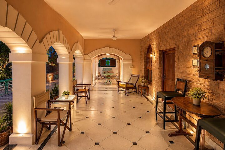 Guest Lobby