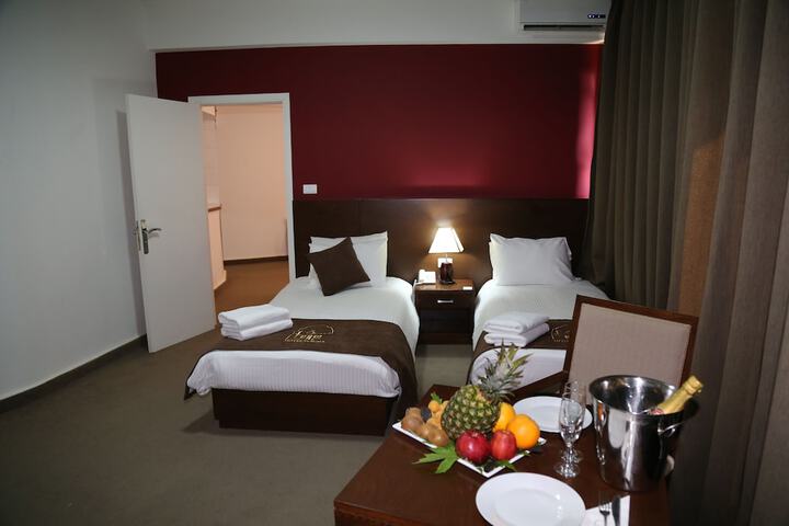 Room 10 of 54