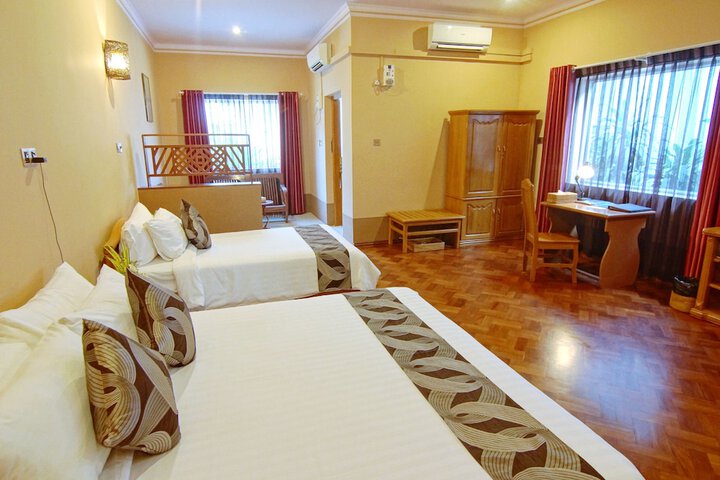 Room 19 of 79