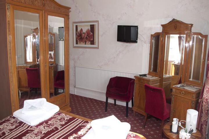 Room Photo
