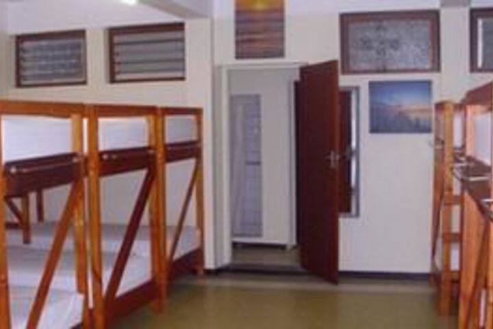 Room 12 of 18