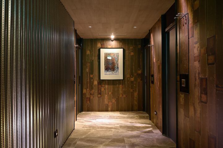 Ballroom/Hall 104 of 133