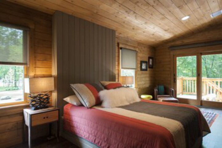 Room 43 of 46