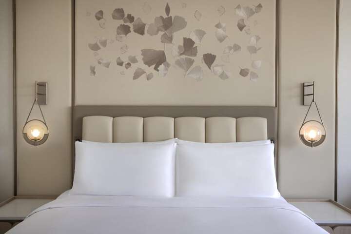 Room 65 of 231