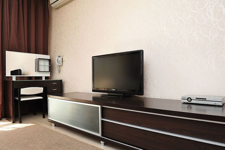 Room 5 of 70