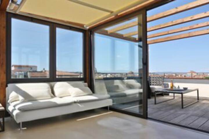 Terrace/Patio 21 of 22