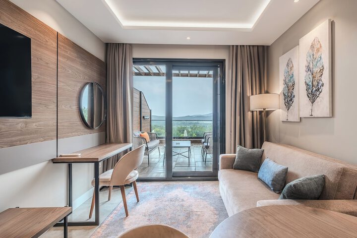 Room 10 of 75