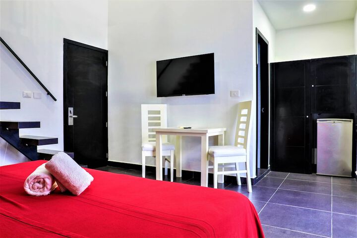 Room 28 of 120