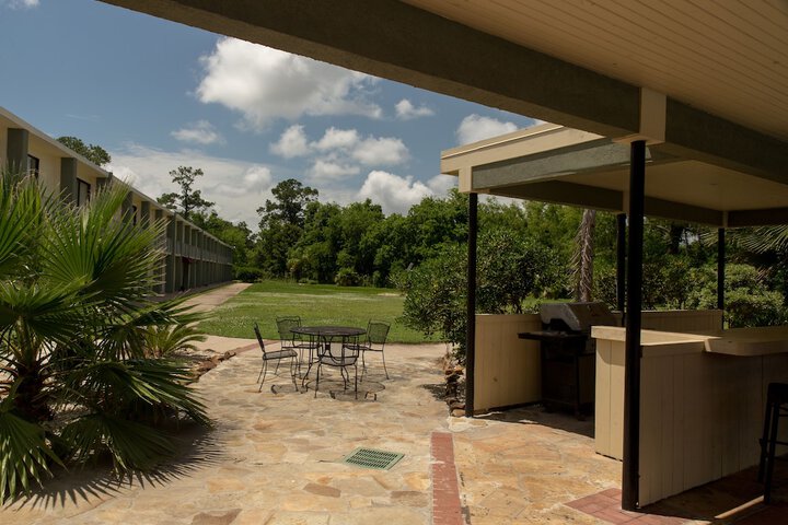 BBQ/picnic area