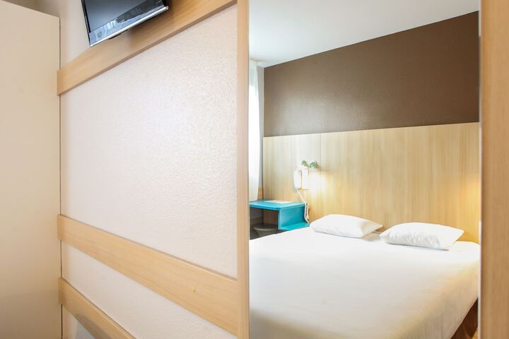 Room 20 of 40