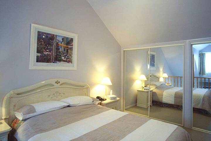 Room 8 of 30