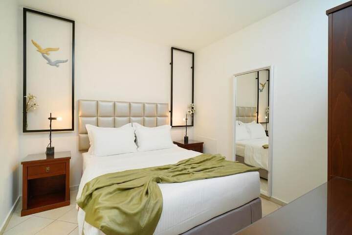 Room 13 of 75
