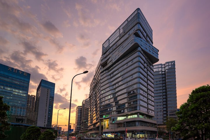 Hotel 52 of 61