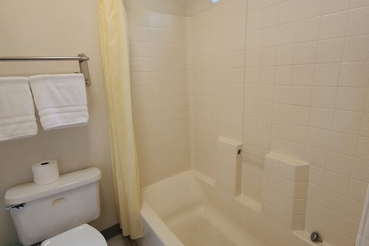 Room 15 of 24