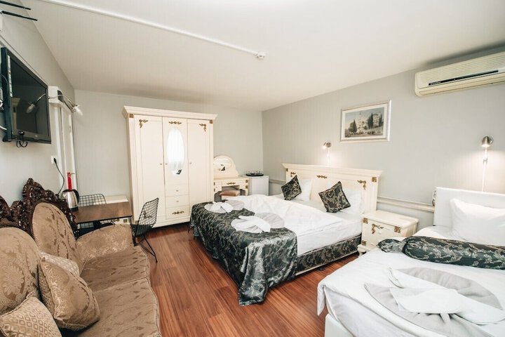 Room 7 of 45