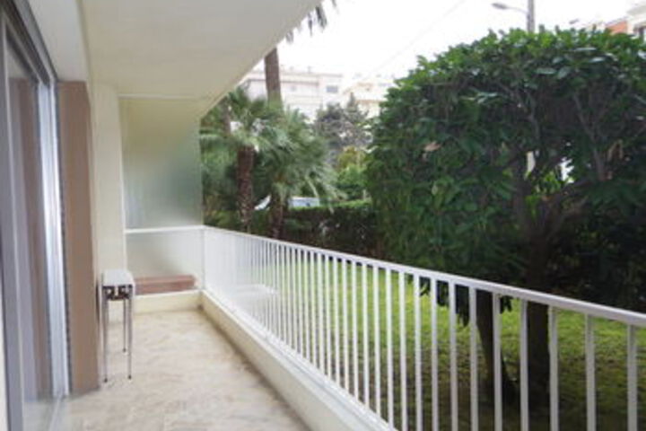 Terrace/Patio 2 of 14