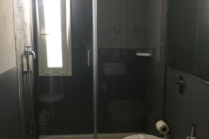 Bathroom Interior Photo