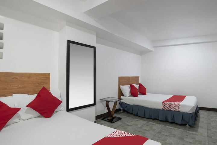 Room 17 of 57