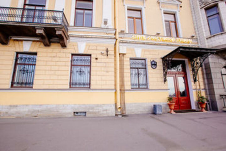Hotel 37 of 67