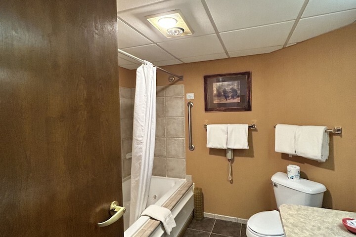 Room 186 of 259