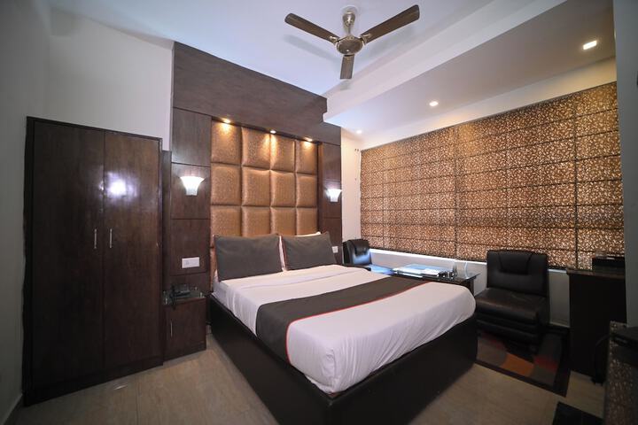 Room 7 of 38