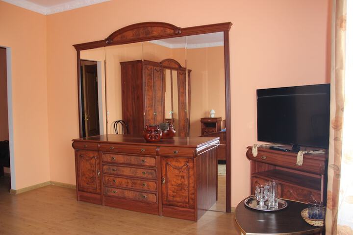 Room 15 of 24