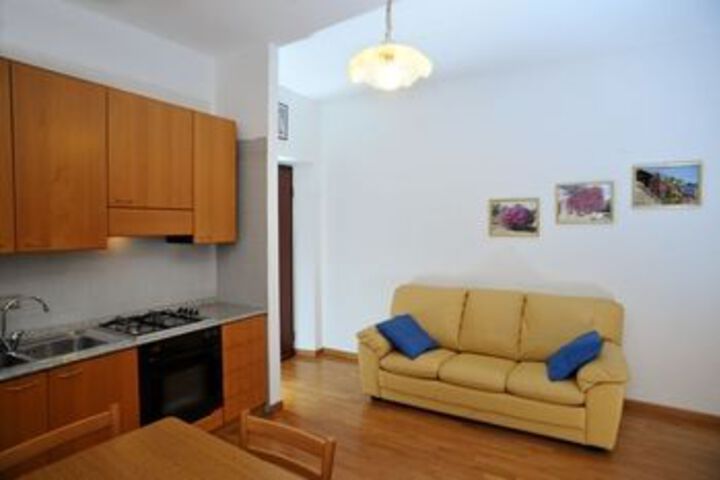 Room 35 of 59