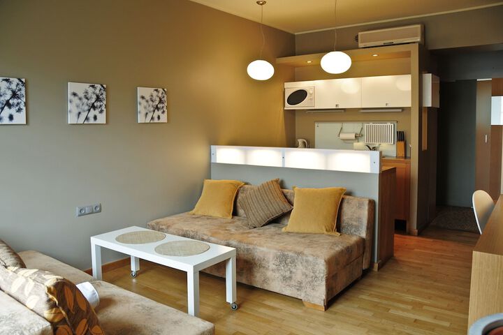 Room 6 of 29