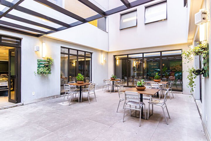 Hotel Exterior 96 of 102