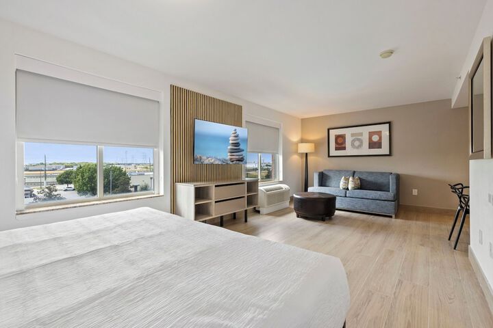 Room 16 of 35