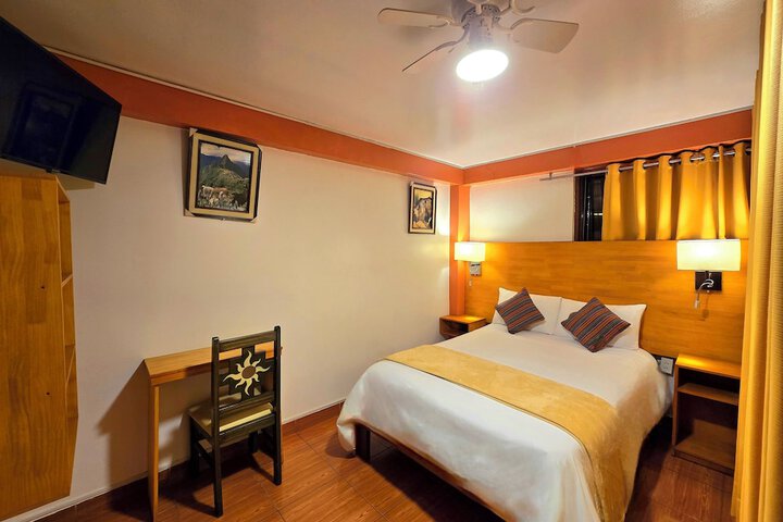 Room 15 of 28