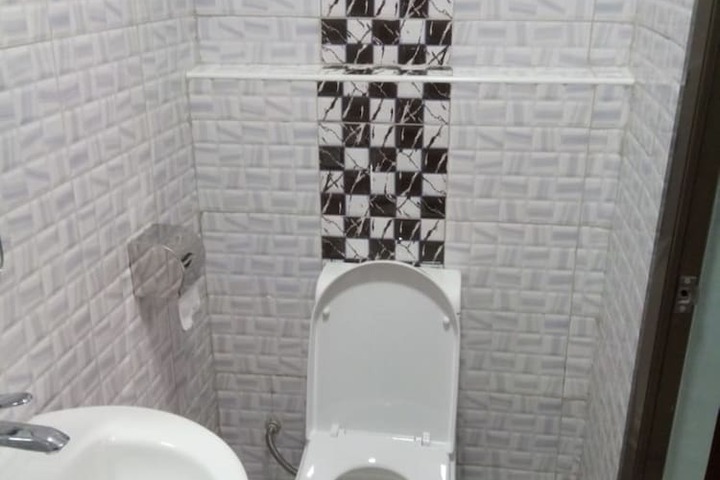 Room 7 of 14