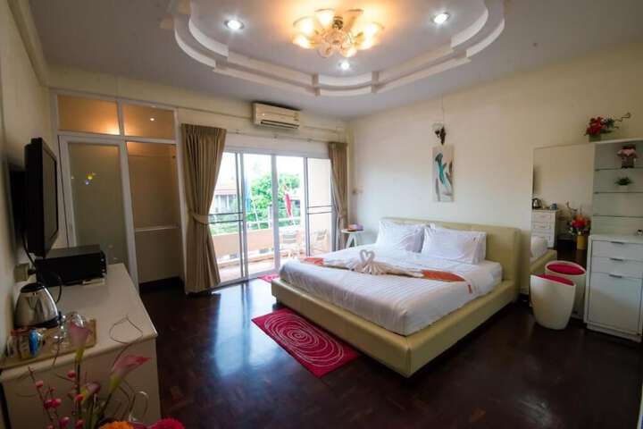 Room 28 of 60