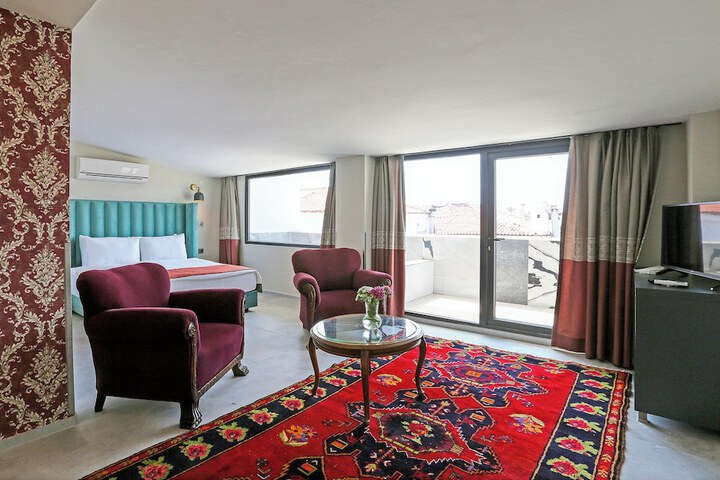 Room 8 of 29