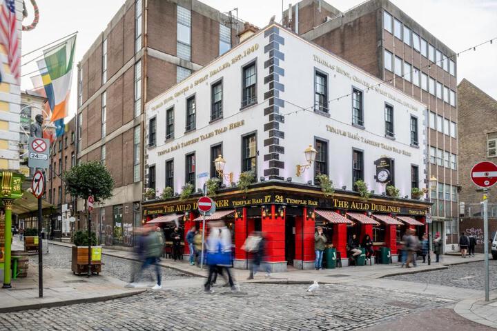 Exterior of The Auld Dubliner
