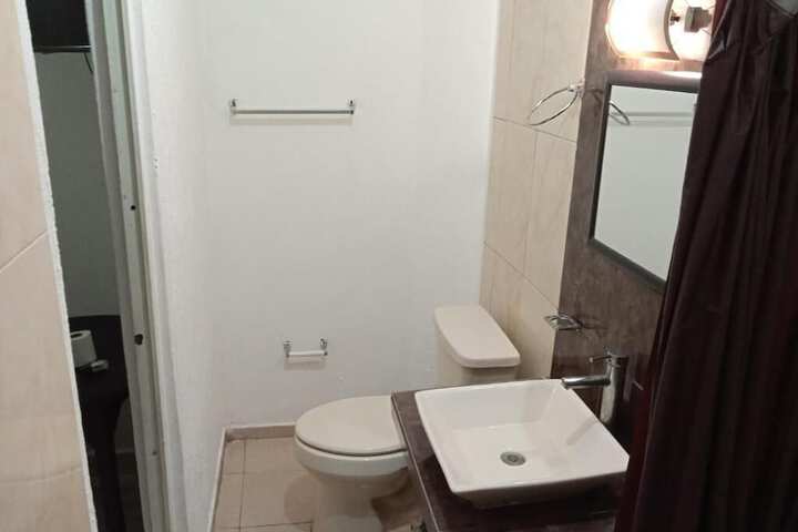 Room 7 of 13