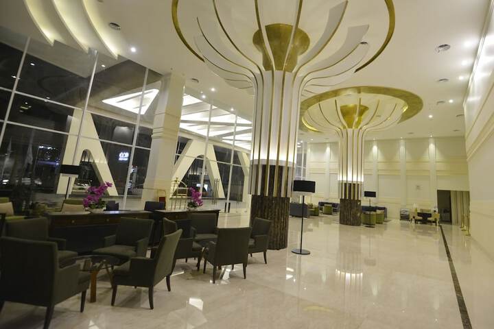 Hotel 3 of 53