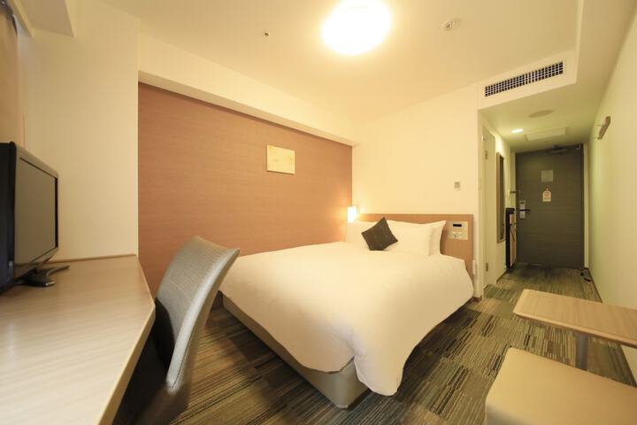 Room 14 of 53