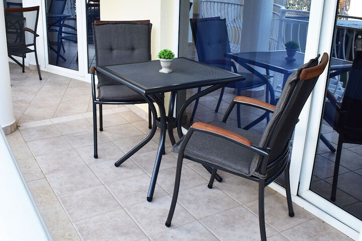 Terrace/Patio 22 of 40