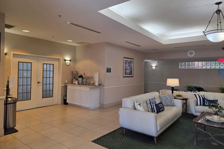 Guest Lobby