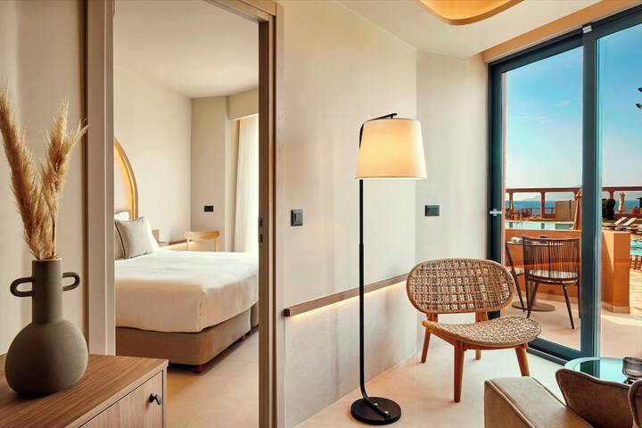 Room 54 of 183