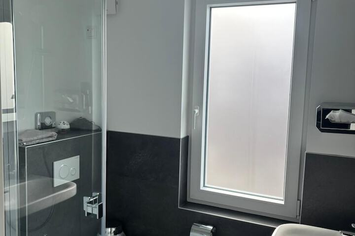Room 20 of 22