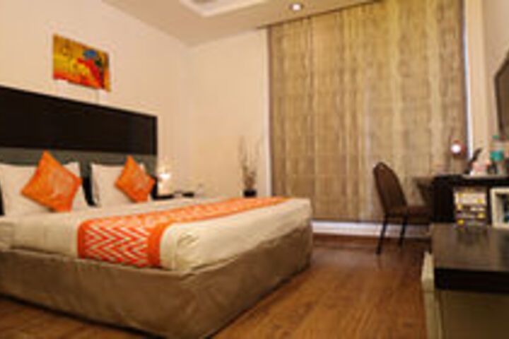 Room 41 of 64