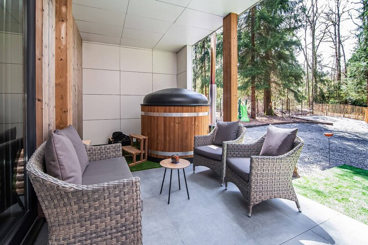Terrace/Patio 16 of 40